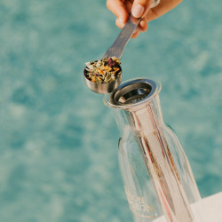 Carafe à thé en verre 1L, avec filtre inox, bleue
