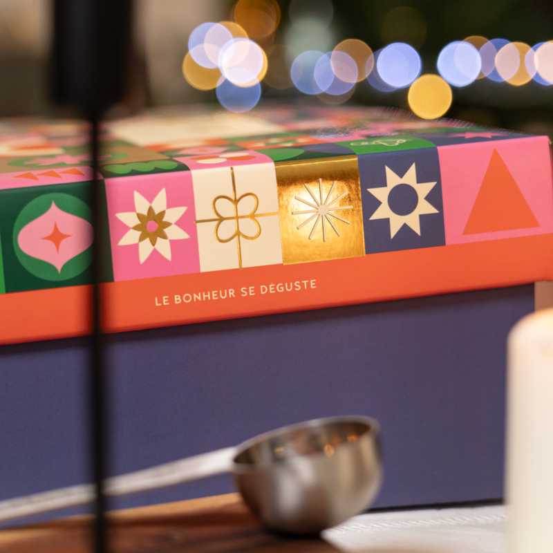 Coffret rituel enchanté thé noir et oolong avec son mug Coffret rituel enchanté thé noir et oolong avec son mug